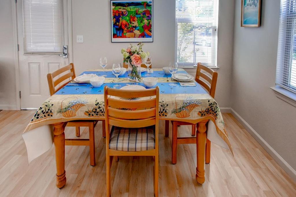Serene Bungalow-Style Home In Point Reyes Station! Exterior foto